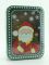 Банка жестяная с ПВХ окном Дед Мороз с елочкой, артикул: Uc49251-22 Вид1