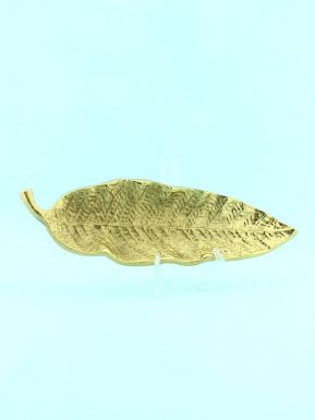 A98003000 Тарелка в форме листа, разм.27.5x8.5x2.5cm, цв.золото