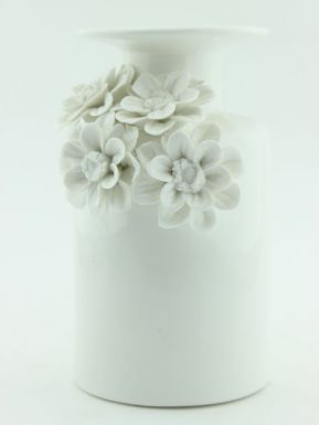 Ваза Белые цветы декоративная d=10см, h=17см, керамика, артикул: Fema0060