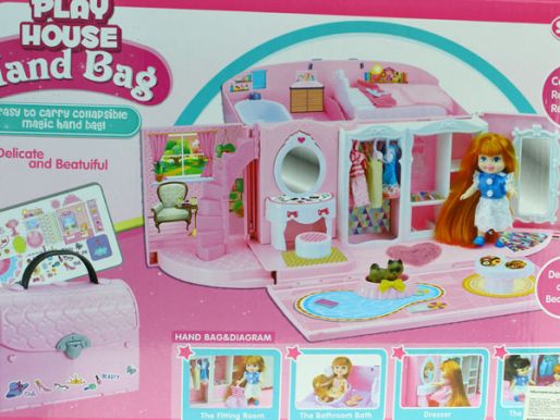 Набор игровой для девочек: Кукла + дом в чемодане 17х13,2х32,2см, артикул: HWA1326241