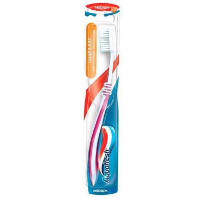 Aquafresh зубная щетка Clean & Flex, Medium