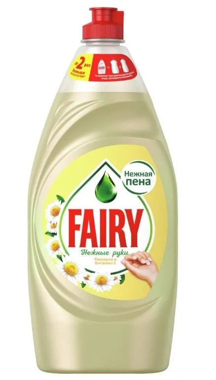 FAIRY средство д/мытья посуды нежные руки ромашка и витамин Е 900мл (12)