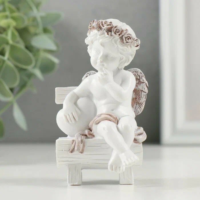 Сувенир милый ангелочек на скамье с сердцем, венок 5*5*9см 10324766