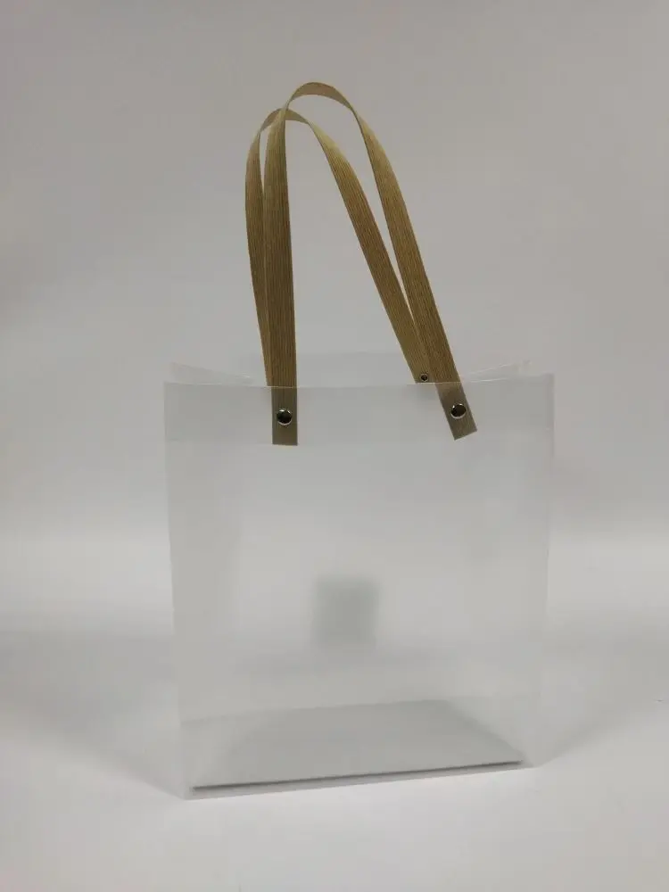 Пакет подарочный 18*23*9см белый прозрачный L230567