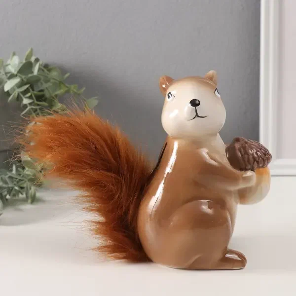 Копилка белочка с желудем керамика 9*13*15,5см 10327637