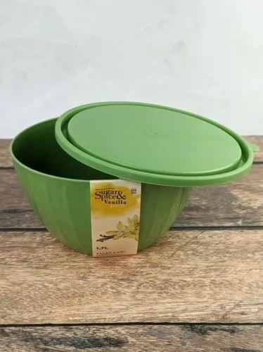SUGAR&SPICE Vanilla салатник с крышкой фисташка 1,7л