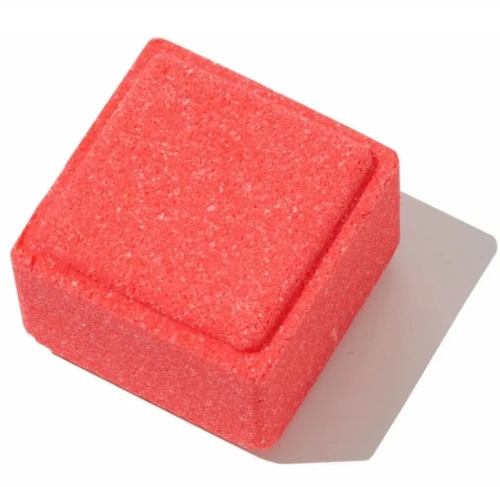 FABRIK COSMETOLOGY кубик д/ванн бурлящий детский четверо в кубе клубника 90г